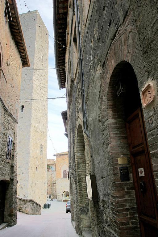 La Locanda Di Quercecchio Сан-Джиминьяно Экстерьер фото